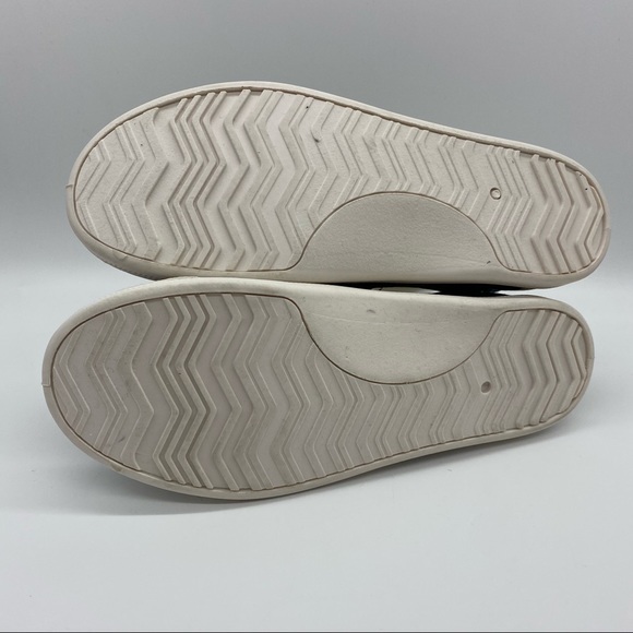 Torrid Women’s Riley Camo Ruched Slip On Sneaker - Picture 11 of 11